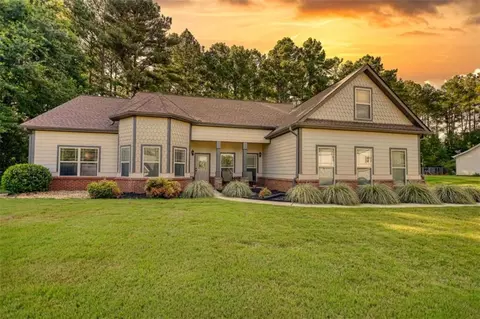 185 Chimney Ridge Ln, Covington, GA 30014