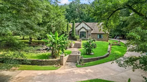 3000 Cathedral Pl, Decatur, GA 30034