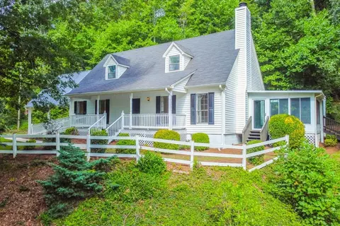 4902 J M Turk Rd, Flowery Branch, GA 30542