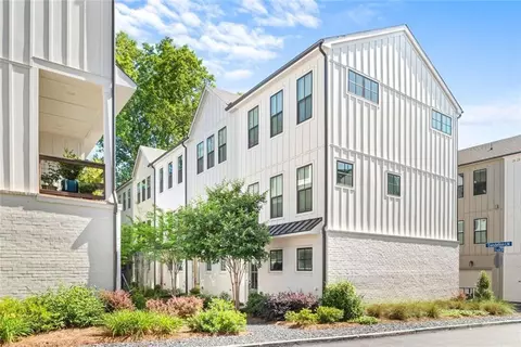 4462 Dandelion Ln, Atlanta, GA 30342