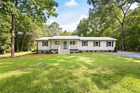184 N Bellview Rd, Aragon, GA 30104