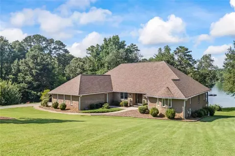 4315 Post Oak Pt, Gainesville, GA 30506