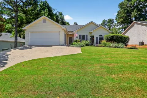 2555 Lakeview Trl, Cumming, GA 30041