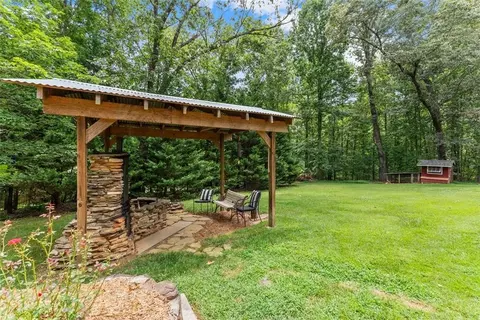 Exterior - 758 Sutton Mill Rd, Clarkesville, GA 30523 photo 7 of 11