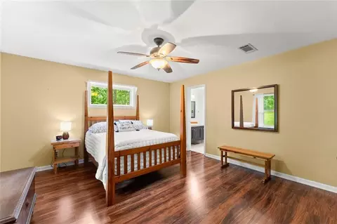 Bedroom - 758 Sutton Mill Rd, Clarkesville, GA 30523 photo 3 of 4