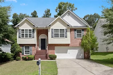 2326 Tolliver Pl, Ellenwood, GA 30294