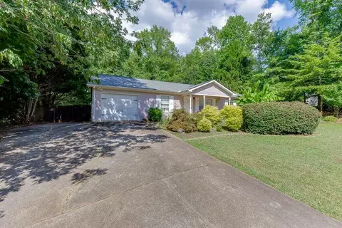 6784 Creeks Edge Ct, Flowery Branch, GA 30542
