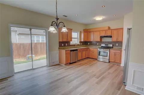2189 Executive Dr, Duluth, GA 30096 photo 8