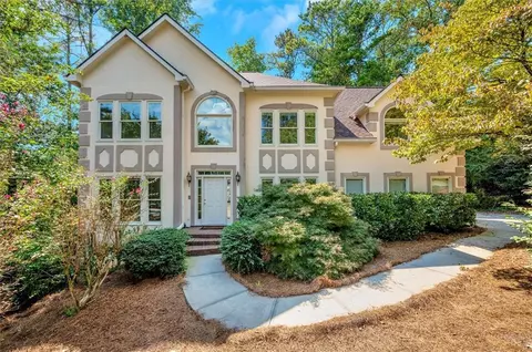 3333 Trails End Rd NE, Roswell, GA 30075