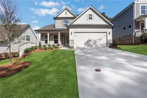 6712 Cambridge Dr, Flowery Branch, GA 30542