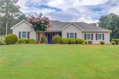 1875 Snow Hill Ct, Lawrenceville, GA 30045
