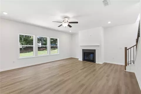 Living - 402 Silverleaf Trl, Bethlehem, GA 30620 photo 2 of 2