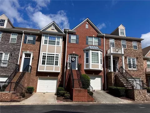 10822 Yorkwood St N, Johns Creek, GA 30097