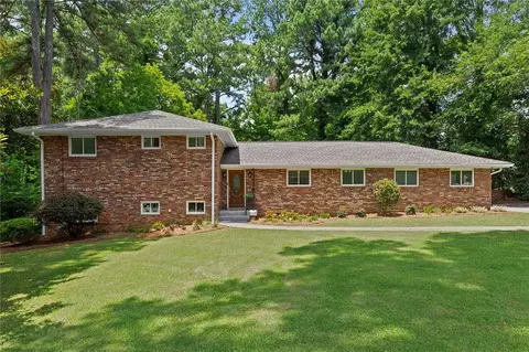 2796 Briarcliff Rd NE, Atlanta, GA 30329