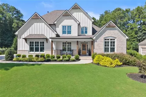 4584 Salmo Dr NE, Roswell, GA 30075