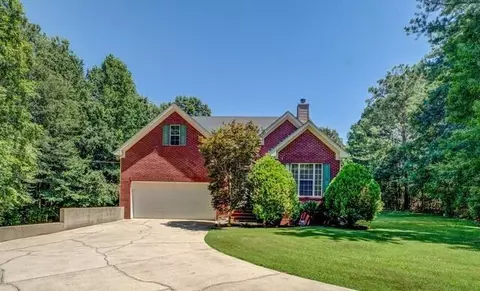 897 Lake Stone Lea Dr, Oxford, GA 30054