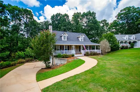 282 Daniel Springs Ct, Villa Rica, GA 30180