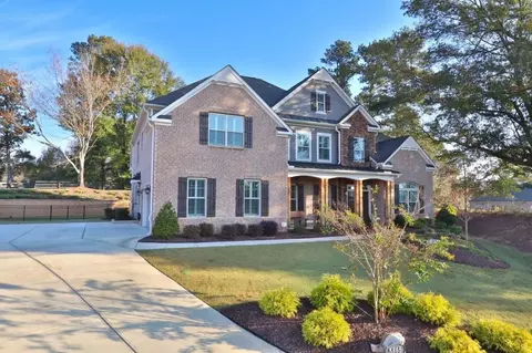 5865 Pasture Ct, Suwanee, GA 30024