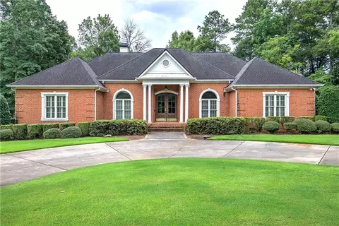 115 Ashton Ct SE, Calhoun, GA 30701