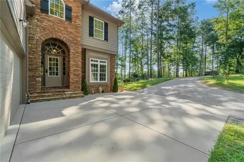 Exterior - 1401 Rainey Rd, Temple, GA 30179 photo 12 of 13
