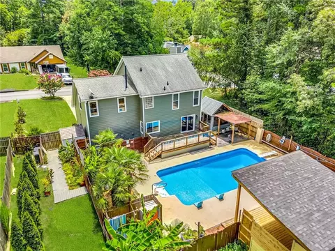 3617 Homewood Dr, Powder Springs, GA 30127