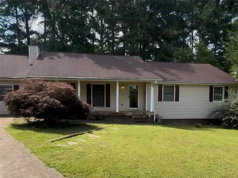 1855 Quailwood Dr, Stone Mountain, GA 30088