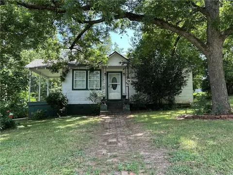 4911 Penfield Rd, Union Point, GA 30669