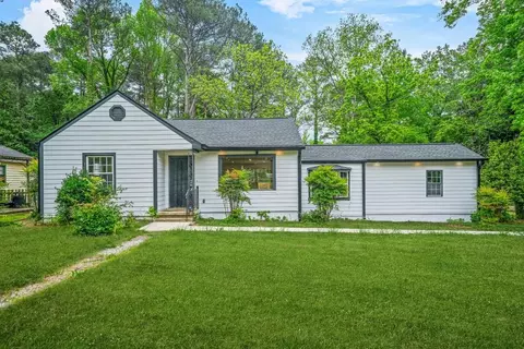 1712 Venetian Dr SW, Atlanta, GA 30311