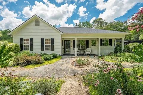 7820 Silversmith Dr, Cumming, GA 30028