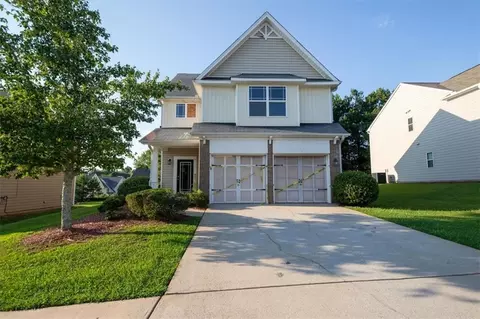57 Darbys Ave, Hiram, GA 30141