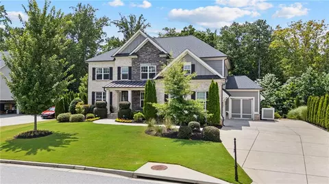 3755 Valleyway Rd, Cumming, GA 30040