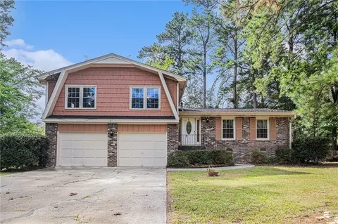 5423 Janice Ln, Stone Mountain, GA 30087