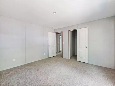 Bedroom - 247 Cedar Ridge Dr, Commerce, GA 30530 photo 6 of 6