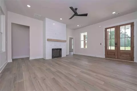 Living - 191 Willow Leaf Dr, Buchanan, GA 30113 photo 1 of 4