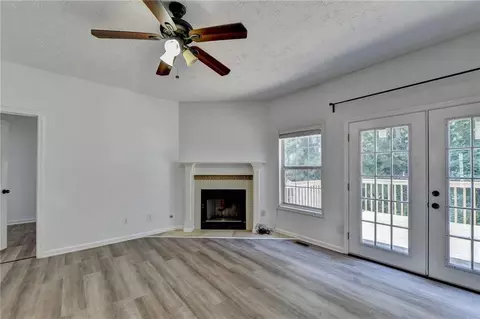 Living - 4175 Fallbrook Dr, Duluth, GA 30096 photo 11 of 15