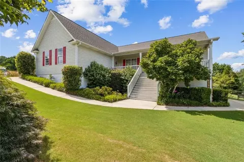 22 Barrington Ln, Hiram, GA 30141