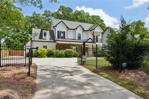 2721 Old Concord Rd SE, Smyrna, GA 30082