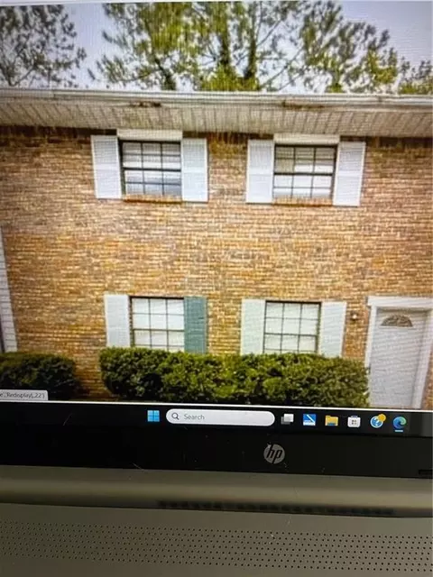 6354 Shannon Pkwy #12F, Union City, GA 30291