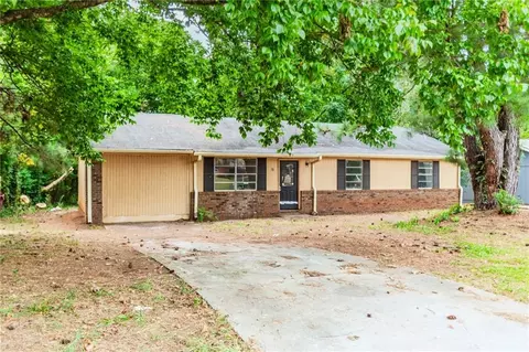 70 Andover Dr, Jonesboro, GA 30238