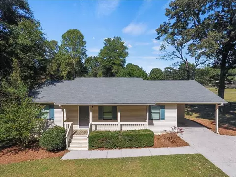 2948 Colony Ct, Gainesville, GA 30507