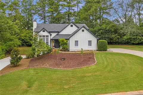 1508 Casper Hill Dr, Buford, GA 30519