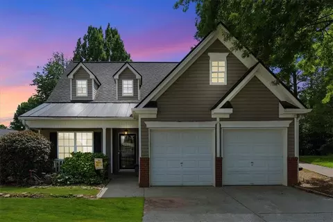 310 Sam Cobb Pl, Woodstock, GA 30188
