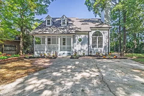 939 S Confederate Dr, Macon, GA 31220