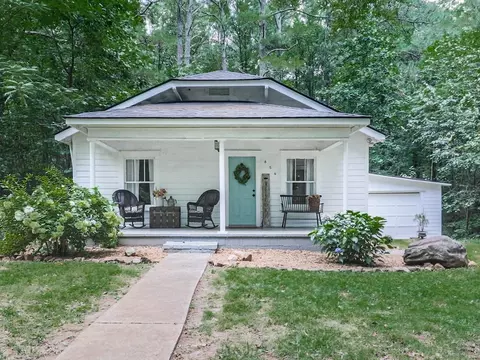 856 Sylvan Park Dr, Marietta, GA 30066