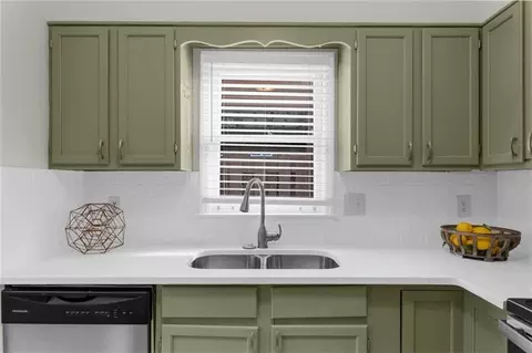 Kitchen - 3480 Silver Maple Dr, Duluth, GA 30096 photo 3 of 3