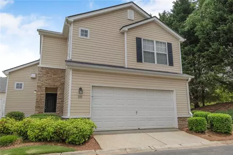 215 Harmony Ct, Alpharetta, GA 30004
