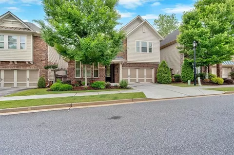 12 Pine St, Roswell, GA 30075