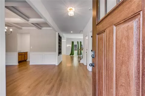 Entry Way - 214 N Davis Rd, Lagrange, GA 30241 photo 1 of 6