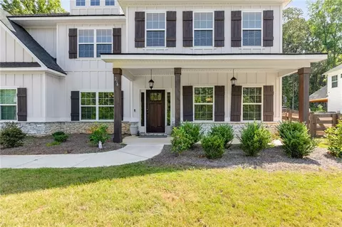 Exterior - 214 N Davis Rd, Lagrange, GA 30241 photo 2 of 6
