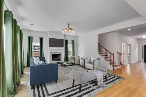 Living - 214 N Davis Rd, Lagrange, GA 30241 photo 1 of 3